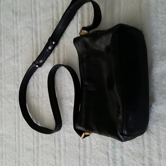 Enzo Angiolini Crossbody Bag - Picture 2 of 8